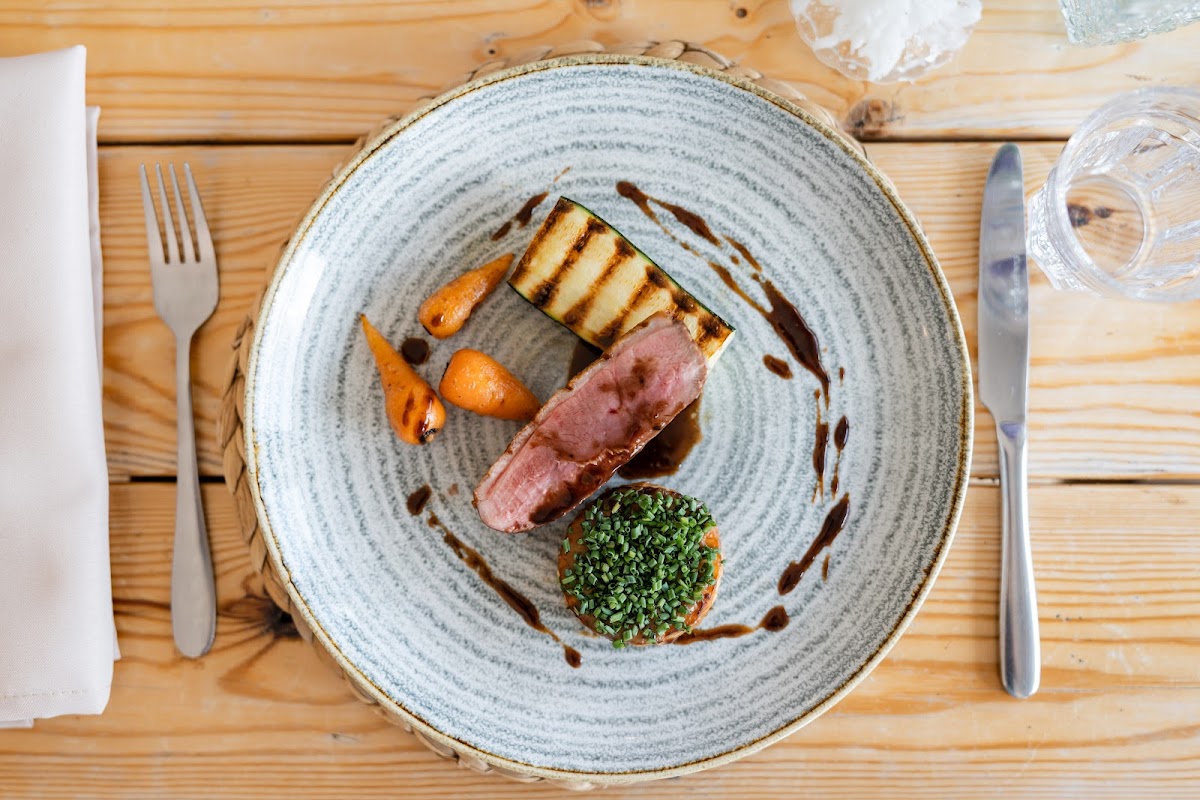 Venachar Lochside Luxury Scottish Wedding Venue-3